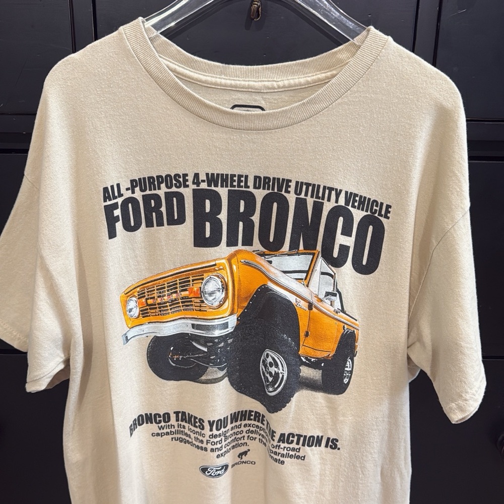 Hybrid Apparel Men’s Tan Ford Bronco T-Shirt‎